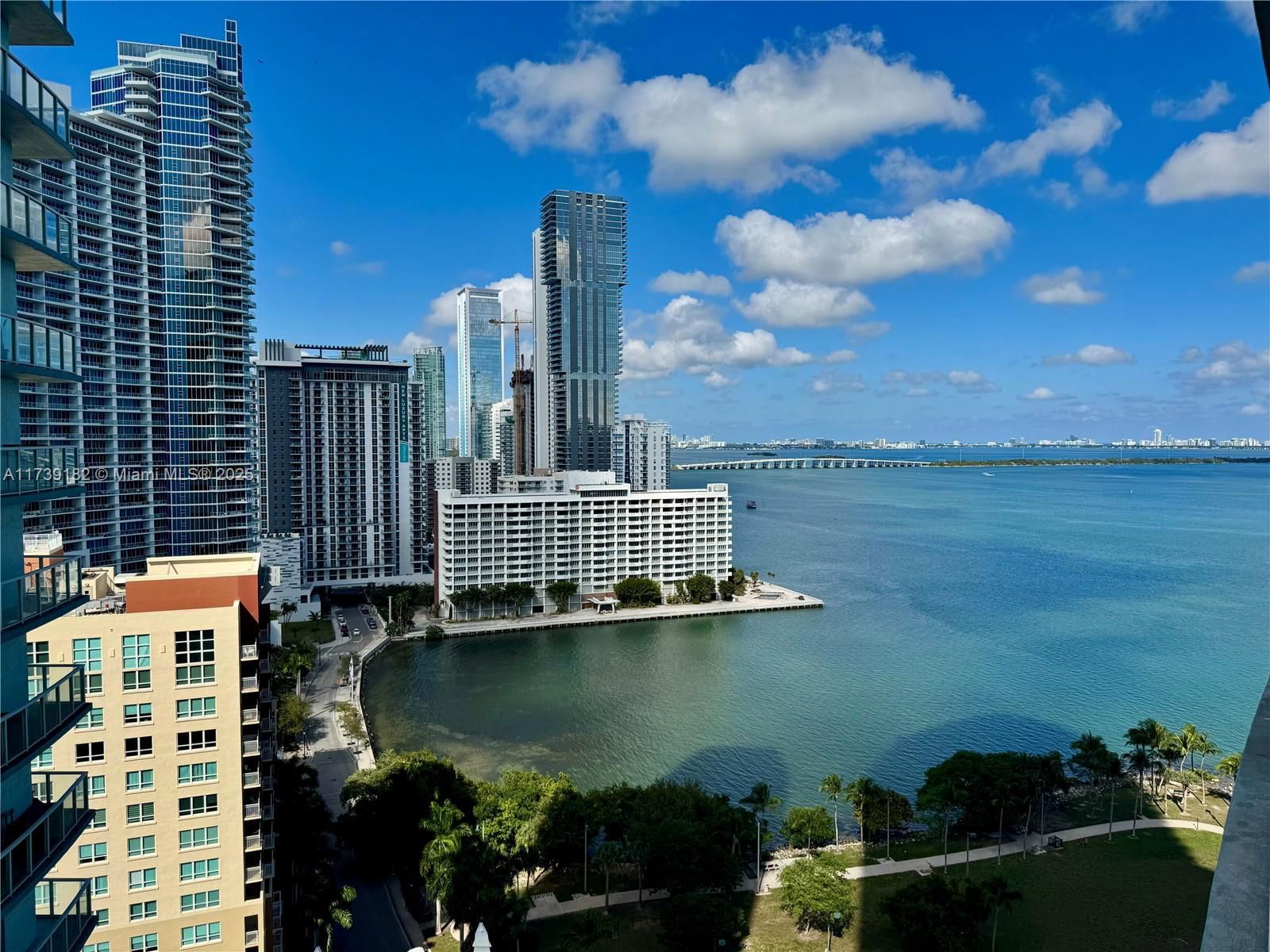 Real estate property located at 1900 Bayshore Dr #2010, Miami-dade, Quantum On The Bay Condo, Miami, FL