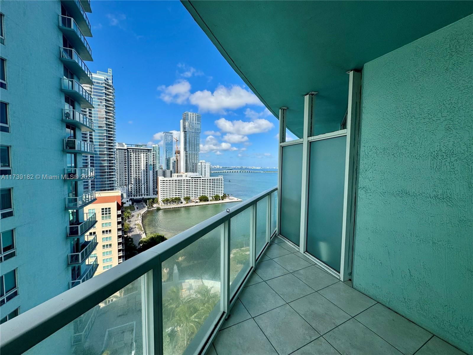 Real estate property located at 1900 Bayshore Dr #2010, Miami-dade, Quantum On The Bay Condo, Miami, FL