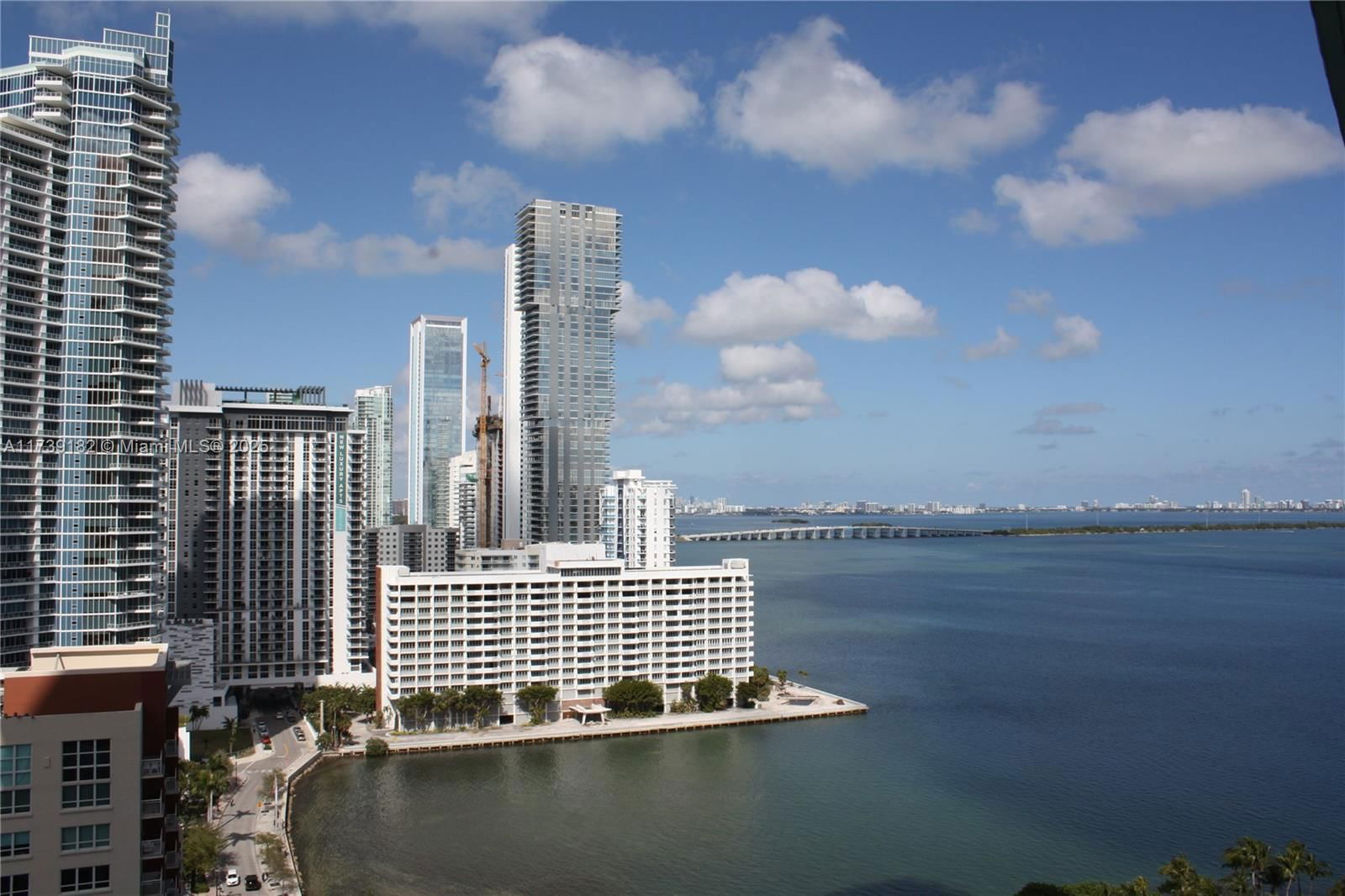 Real estate property located at 1900 Bayshore Dr #2010, Miami-dade, Quantum On The Bay Condo, Miami, FL