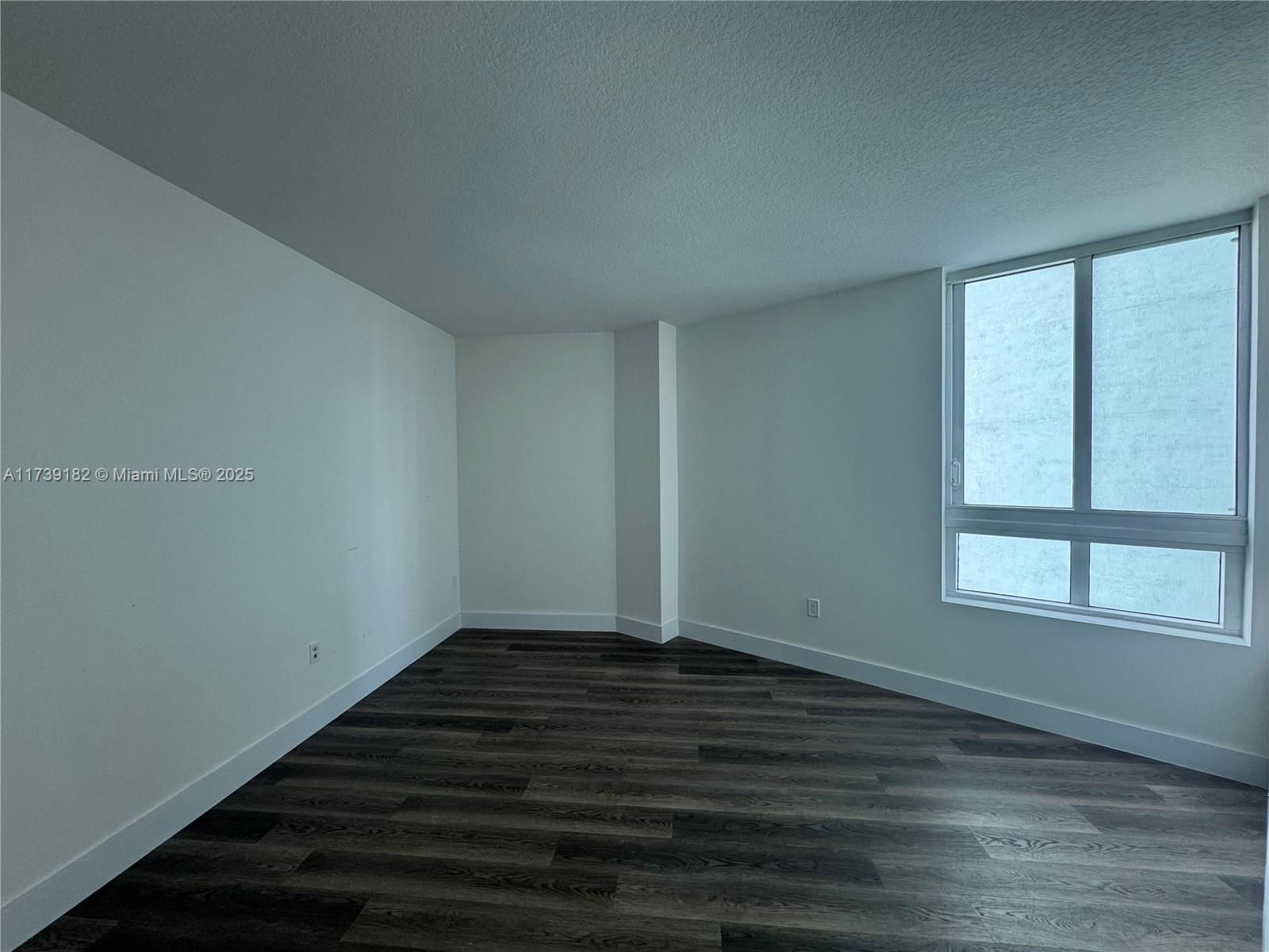 Real estate property located at 1900 Bayshore Dr #2010, Miami-dade, Quantum On The Bay Condo, Miami, FL