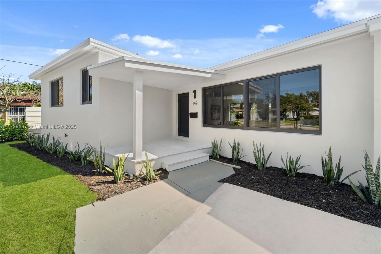 Real estate property located at 142 122nd St, Miami-dade, Breezeswept Estates, North Miami, FL