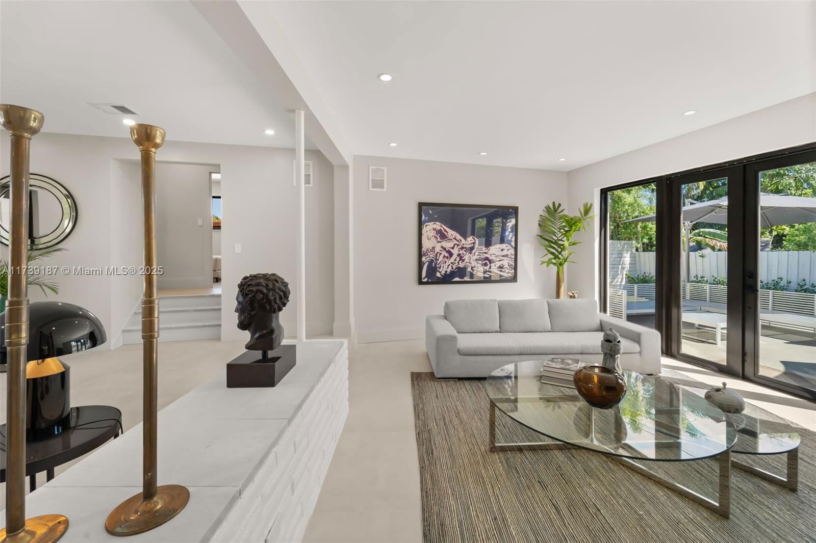 Real estate property located at 142 122nd St, Miami-dade, Breezeswept Estates, North Miami, FL