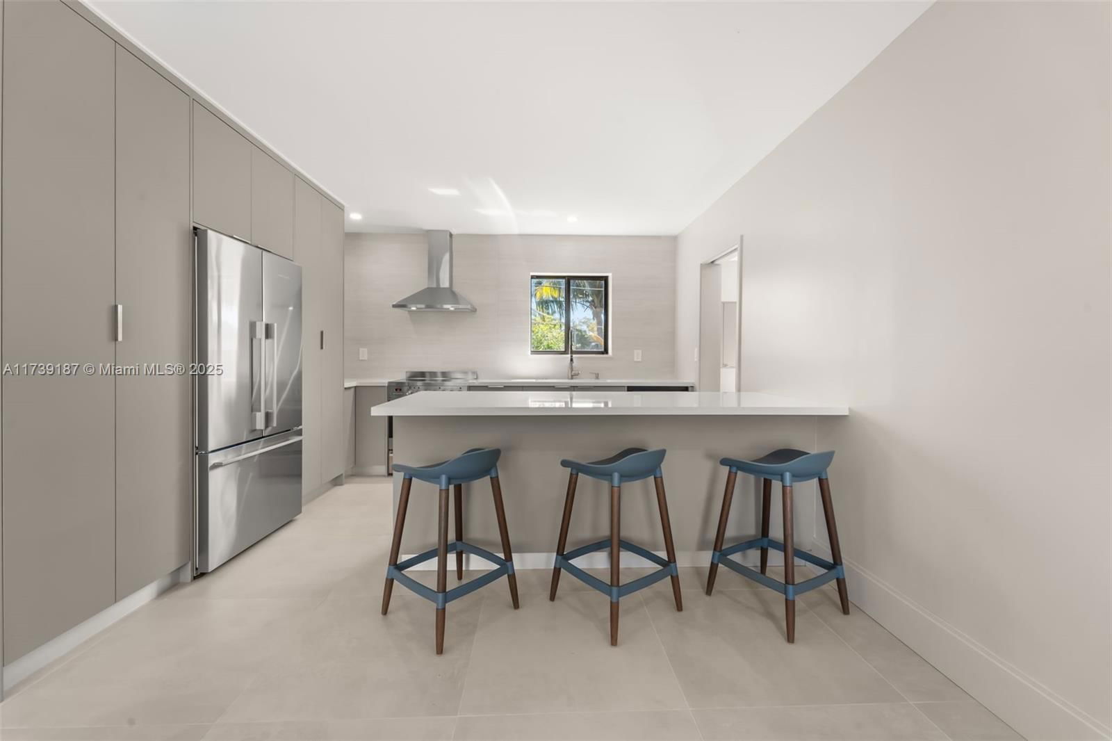 Real estate property located at 142 122nd St, Miami-dade, Breezeswept Estates, North Miami, FL