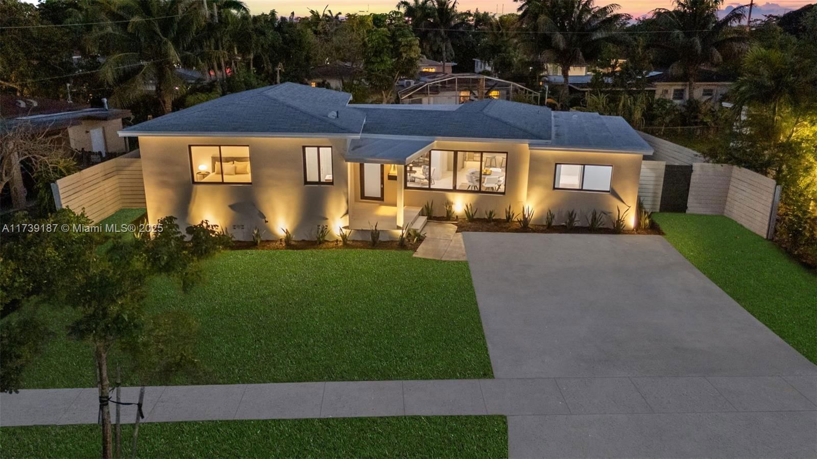 Real estate property located at 142 122nd St, Miami-dade, Breezeswept Estates, North Miami, FL