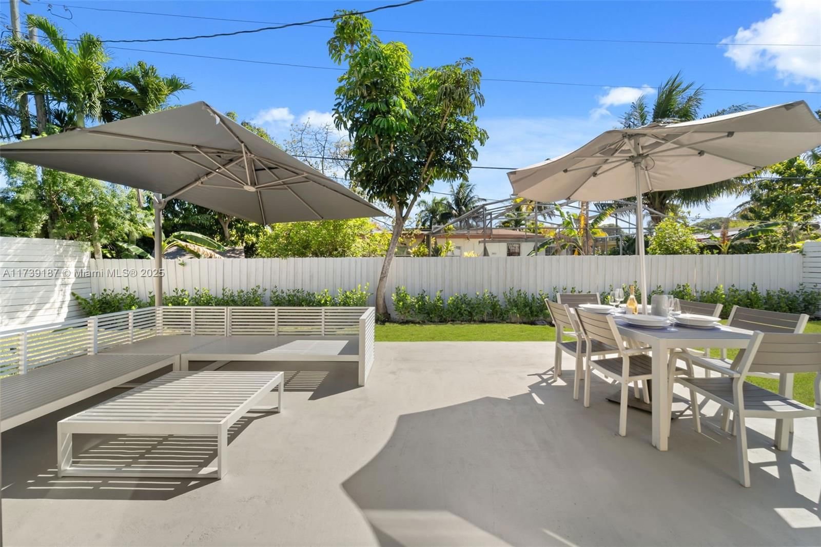 Real estate property located at 142 122nd St, Miami-dade, Breezeswept Estates, North Miami, FL