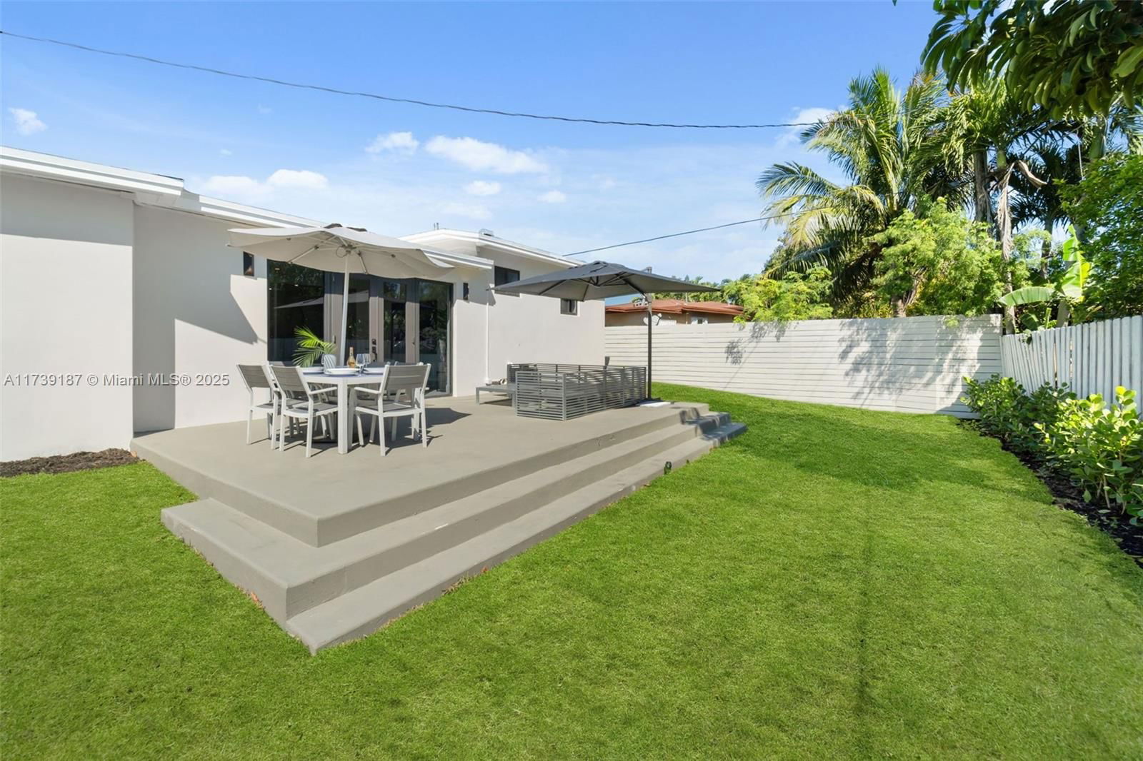 Real estate property located at 142 122nd St, Miami-dade, Breezeswept Estates, North Miami, FL