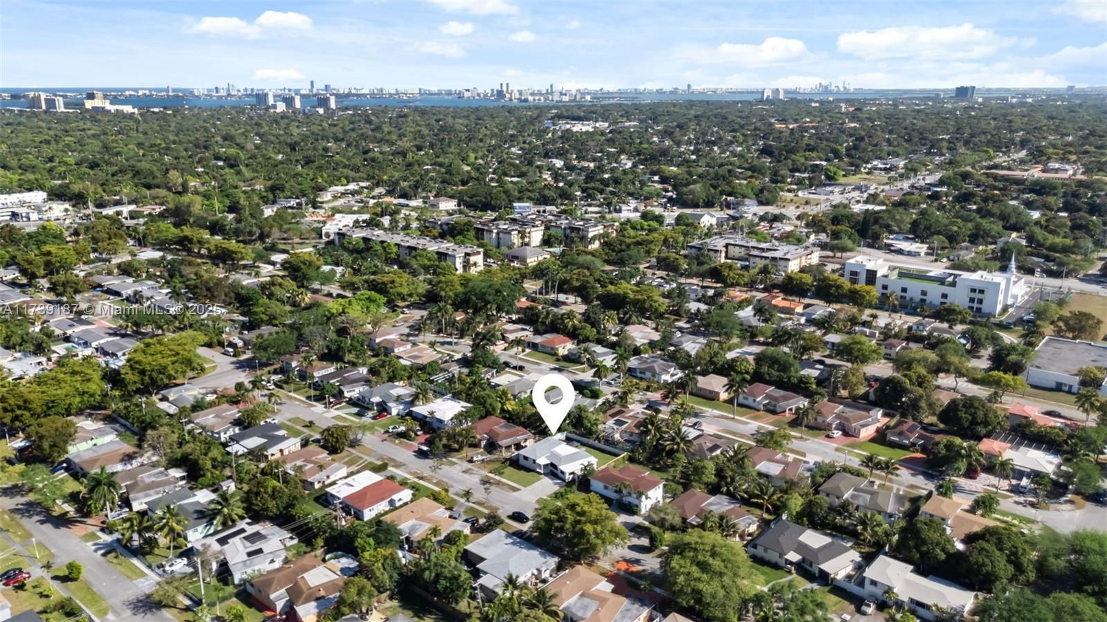 Real estate property located at 142 122nd St, Miami-dade, Breezeswept Estates, North Miami, FL