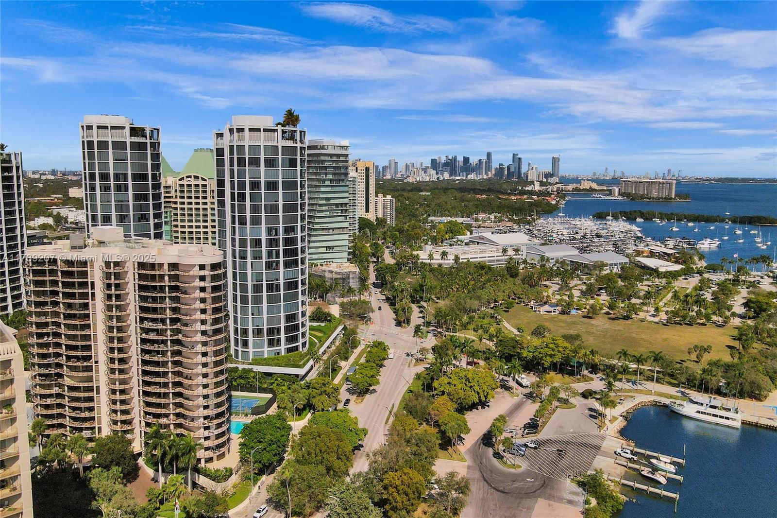 Real estate property located at 2843 Bayshore Dr #4E, Miami-dade, Grove Towers Condo, Miami, FL