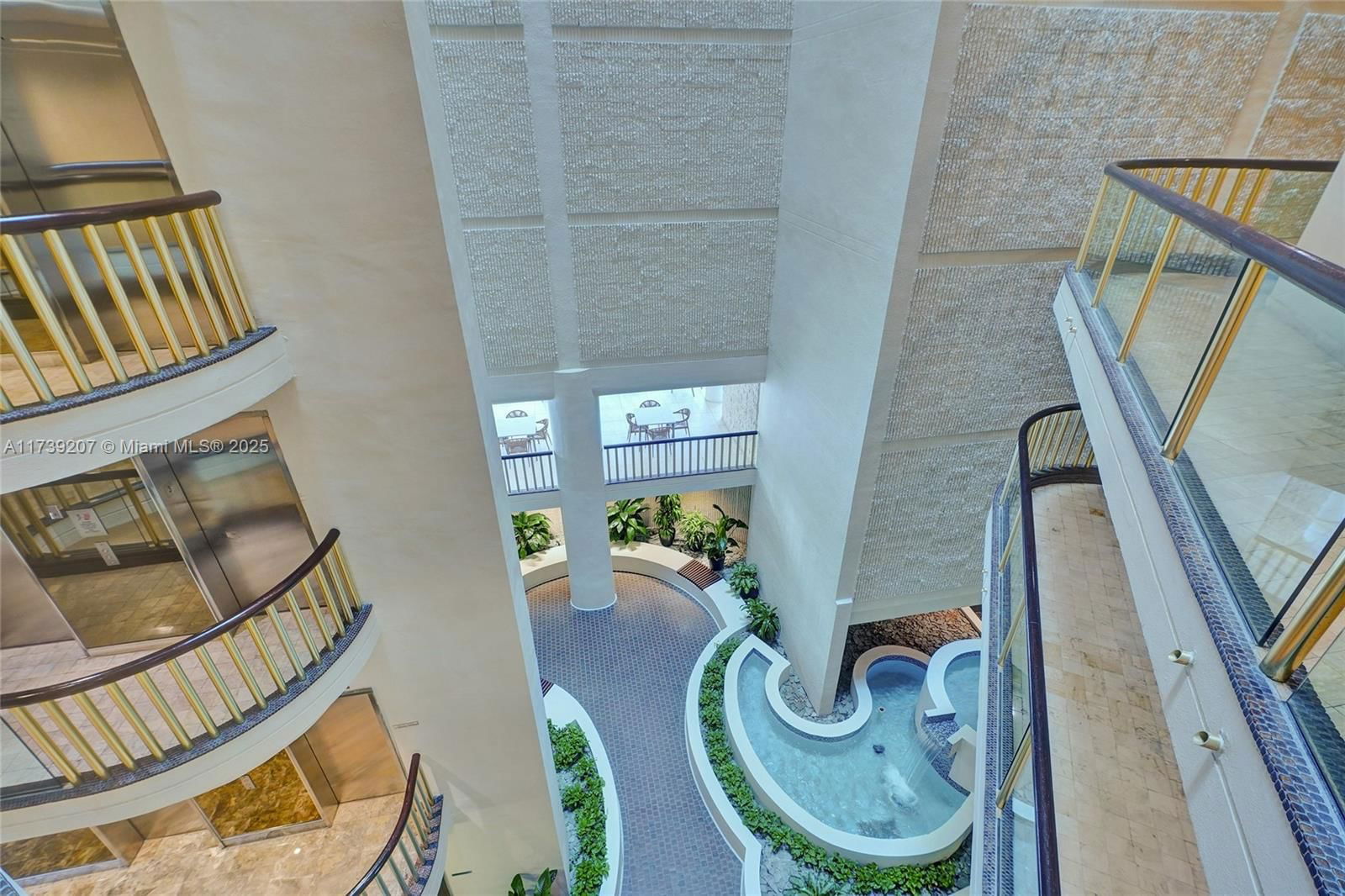 Real estate property located at 2843 Bayshore Dr #4E, Miami-dade, Grove Towers Condo, Miami, FL