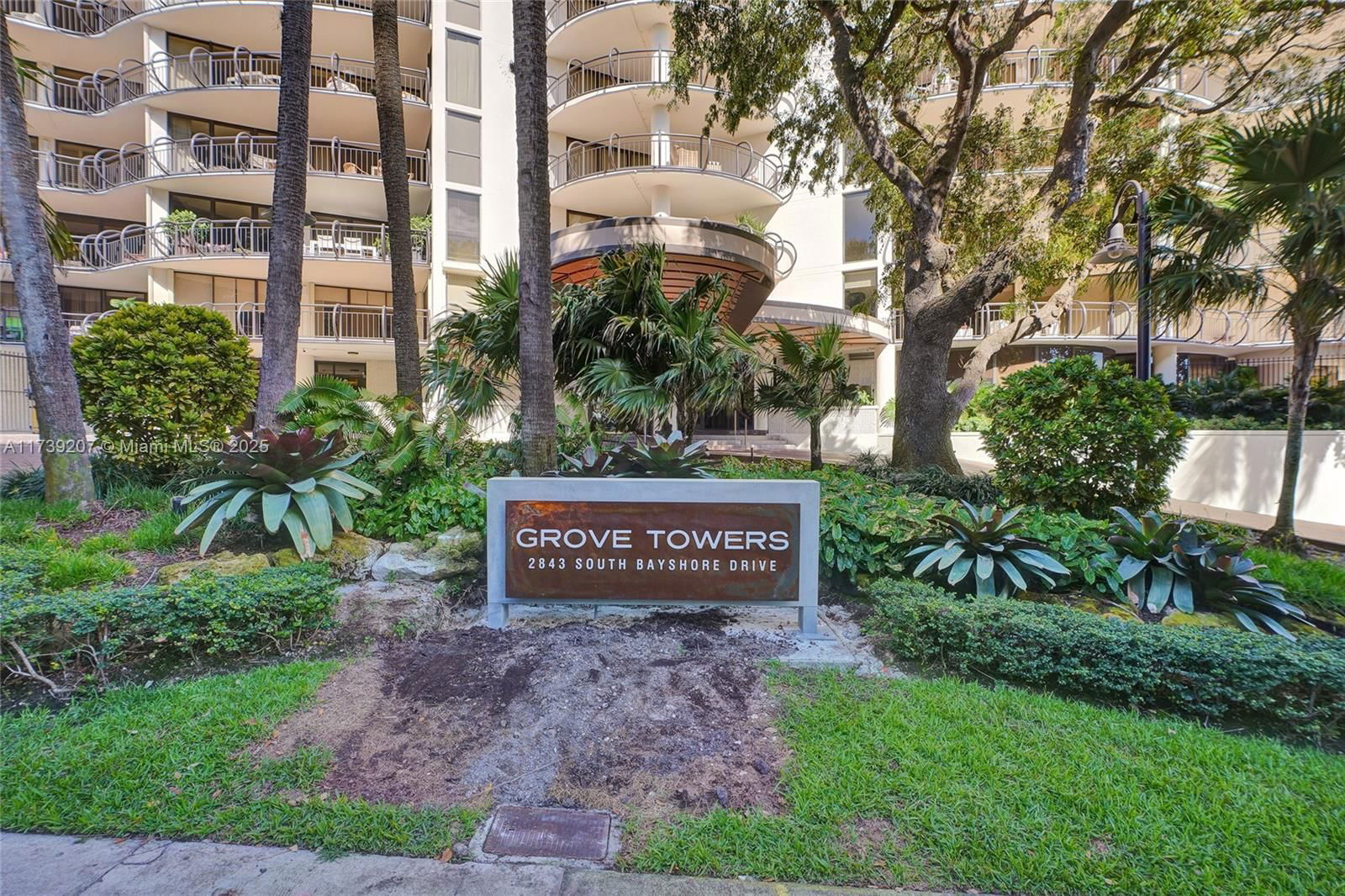Real estate property located at 2843 Bayshore Dr #4E, Miami-dade, Grove Towers Condo, Miami, FL
