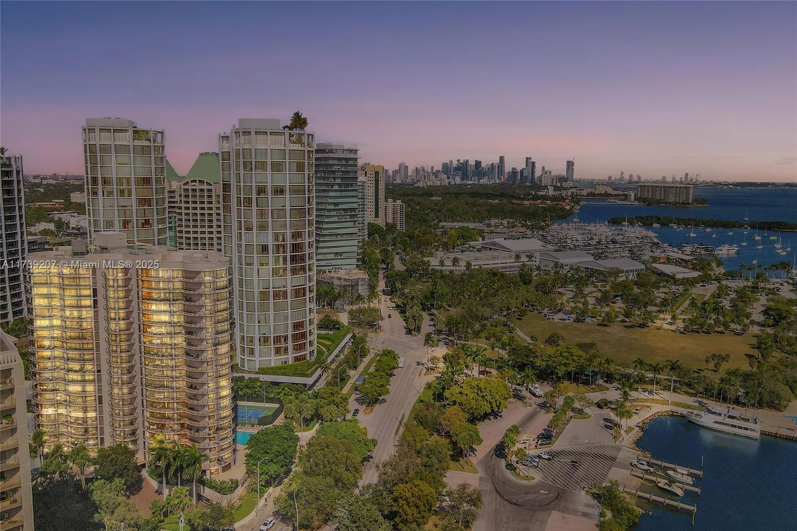 Real estate property located at 2843 Bayshore Dr #4E, Miami-dade, Grove Towers Condo, Miami, FL