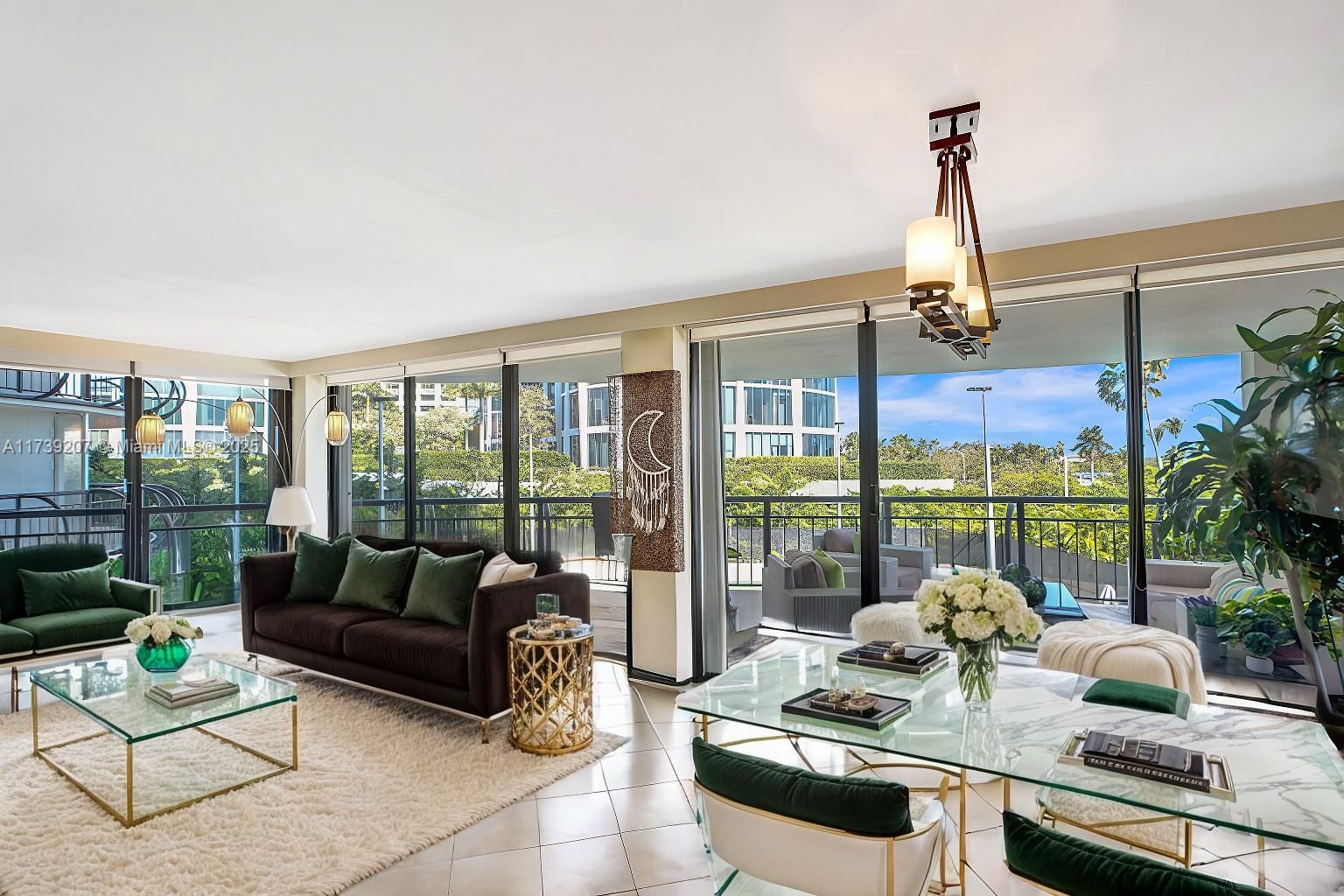 Real estate property located at 2843 Bayshore Dr #4E, Miami-dade, Grove Towers Condo, Miami, FL