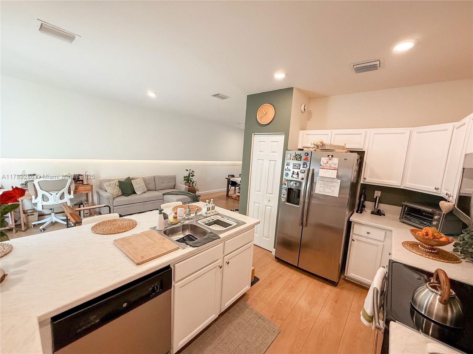 Real estate property located at 25007 114th Ct #25007, Miami-dade, Coco Palm Estates, Homestead, FL