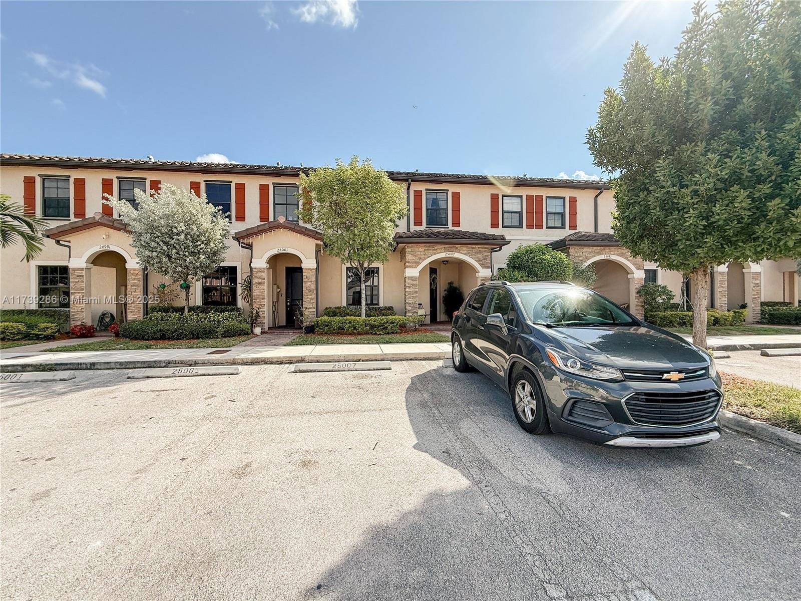 Real estate property located at 25007 114th Ct #25007, Miami-dade, Coco Palm Estates, Homestead, FL