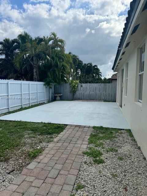 Real estate property located at 7851 164th Ave, Miami-dade, Kendalland, Miami, FL