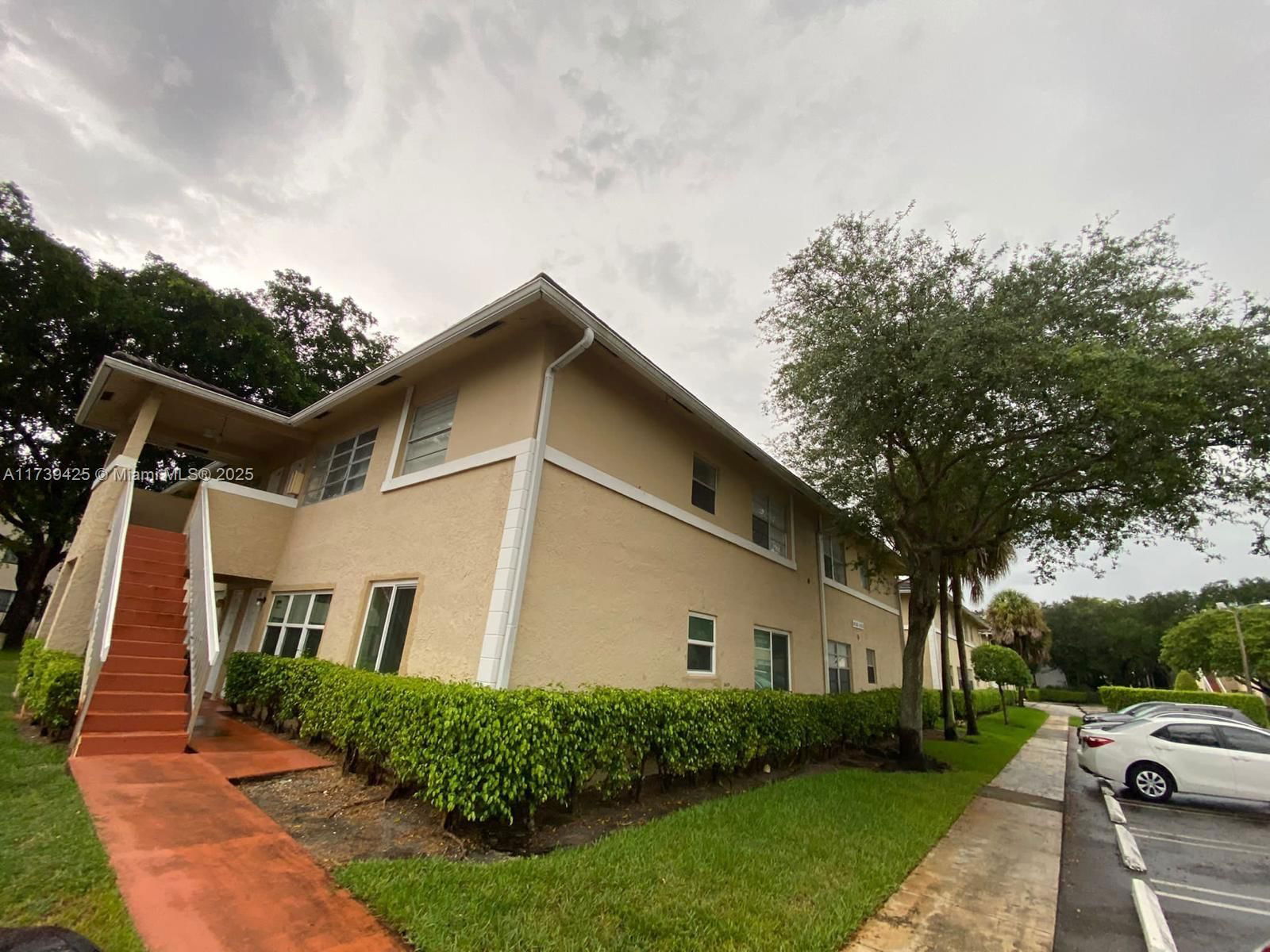 Real estate property located at 10194 Twin Lakes Dr #14-A, Broward, Lakewood Village, Coral Springs, FL