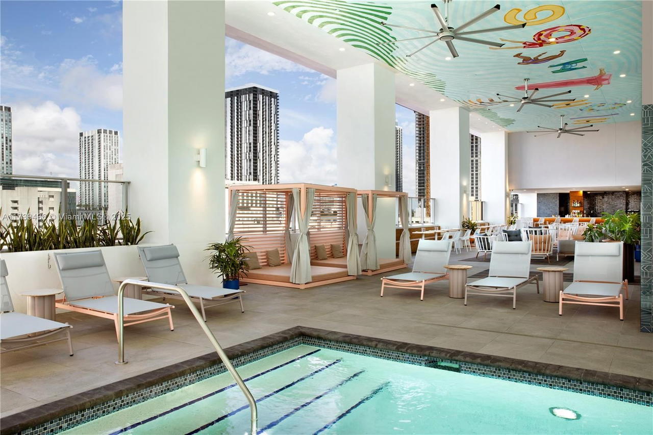 Real estate property located at 227 2nd St #3109, Miami-dade, Yotelpad Miami, Miami, FL
