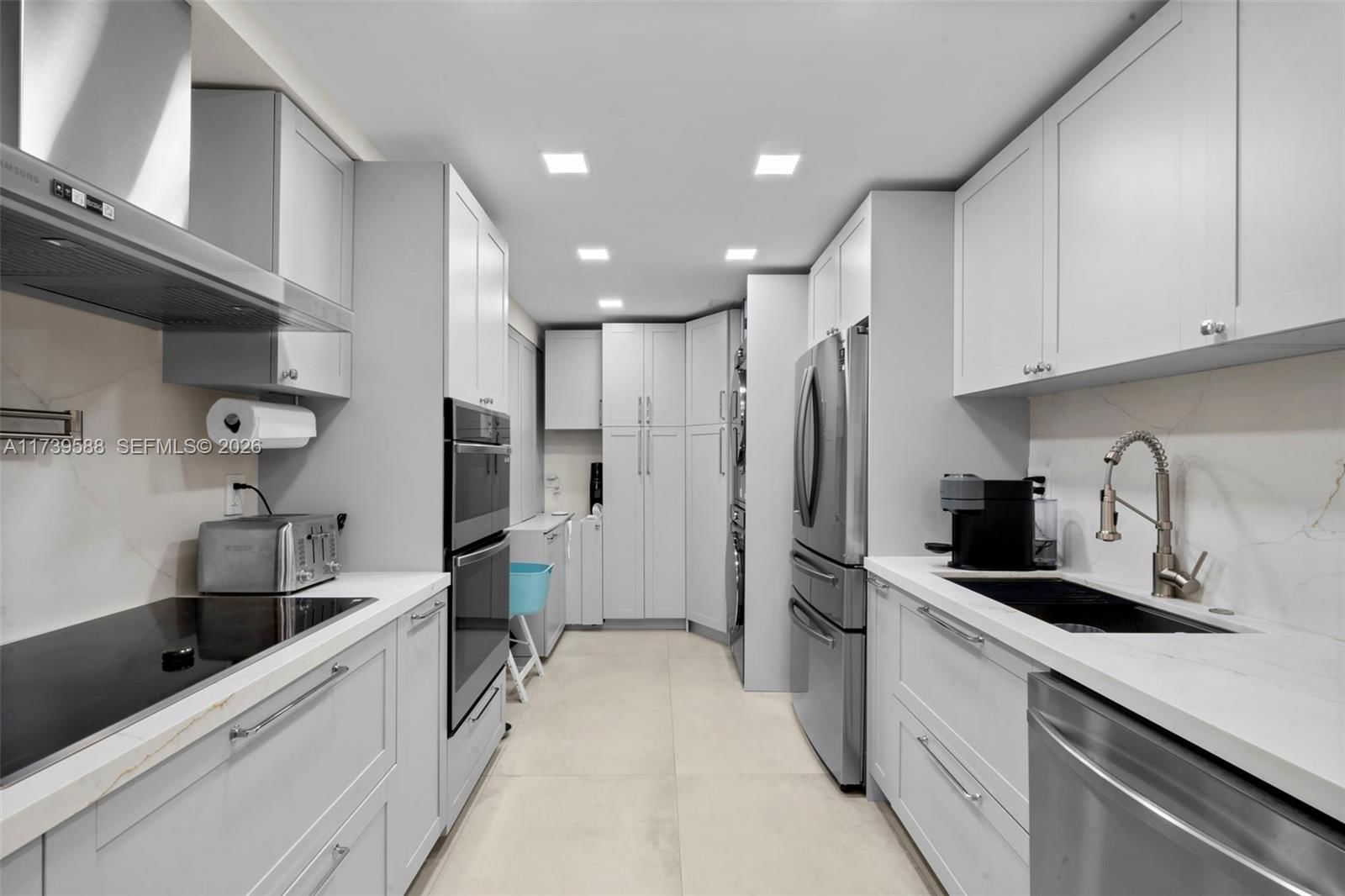 Real estate property located at 1121 Crandon Blvd E503, Miami-dade, Towers Of Key Biscayne Co, Key Biscayne, FL