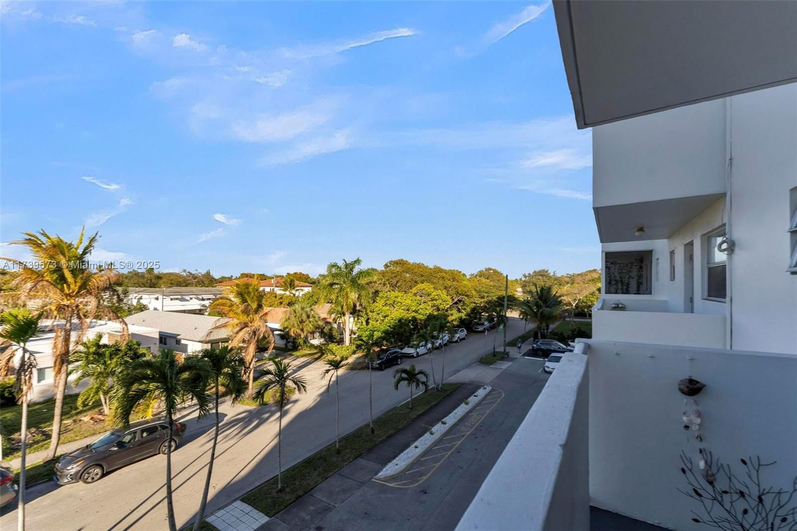 Real estate property located at 1720 Jefferson St #308, Broward, Sun Haven Towers Condo, Hollywood, FL