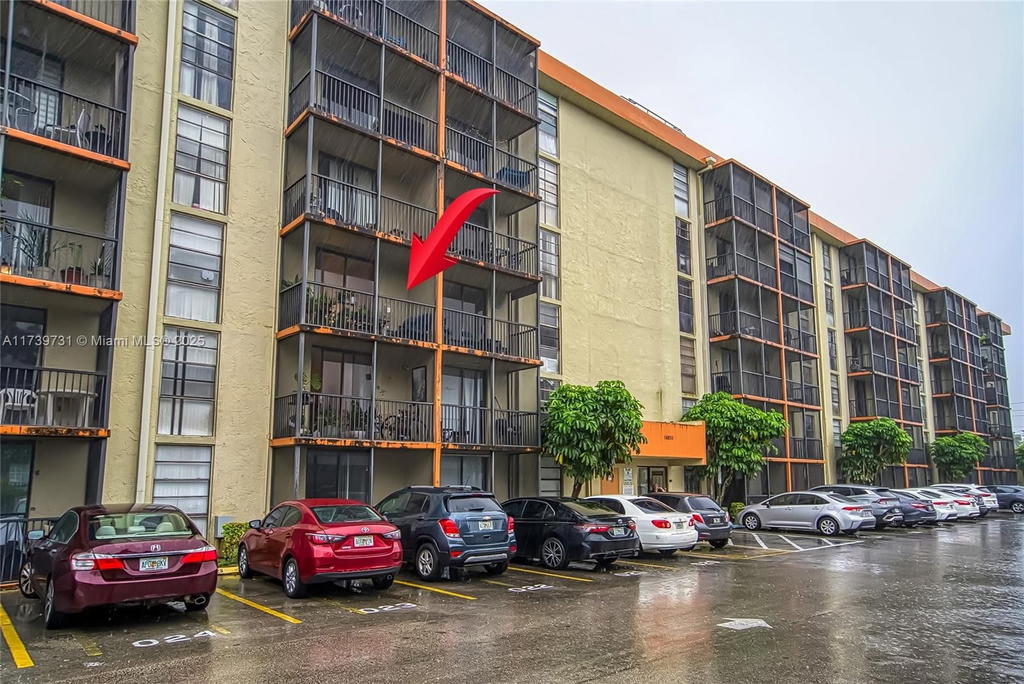 Real estate property located at 16851 23rd Ave A319, Miami-dade, Woodside Apts Condo, North Miami Beach, FL