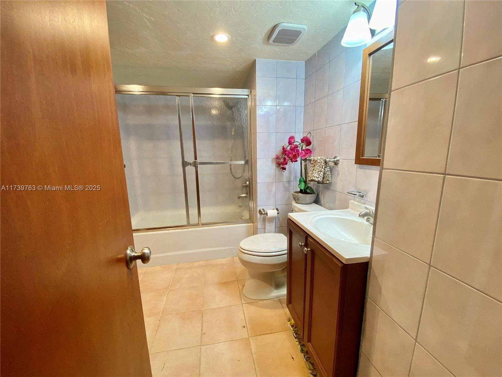 Real estate property located at 18350 214th St, Miami-dade, Redland, Miami, FL