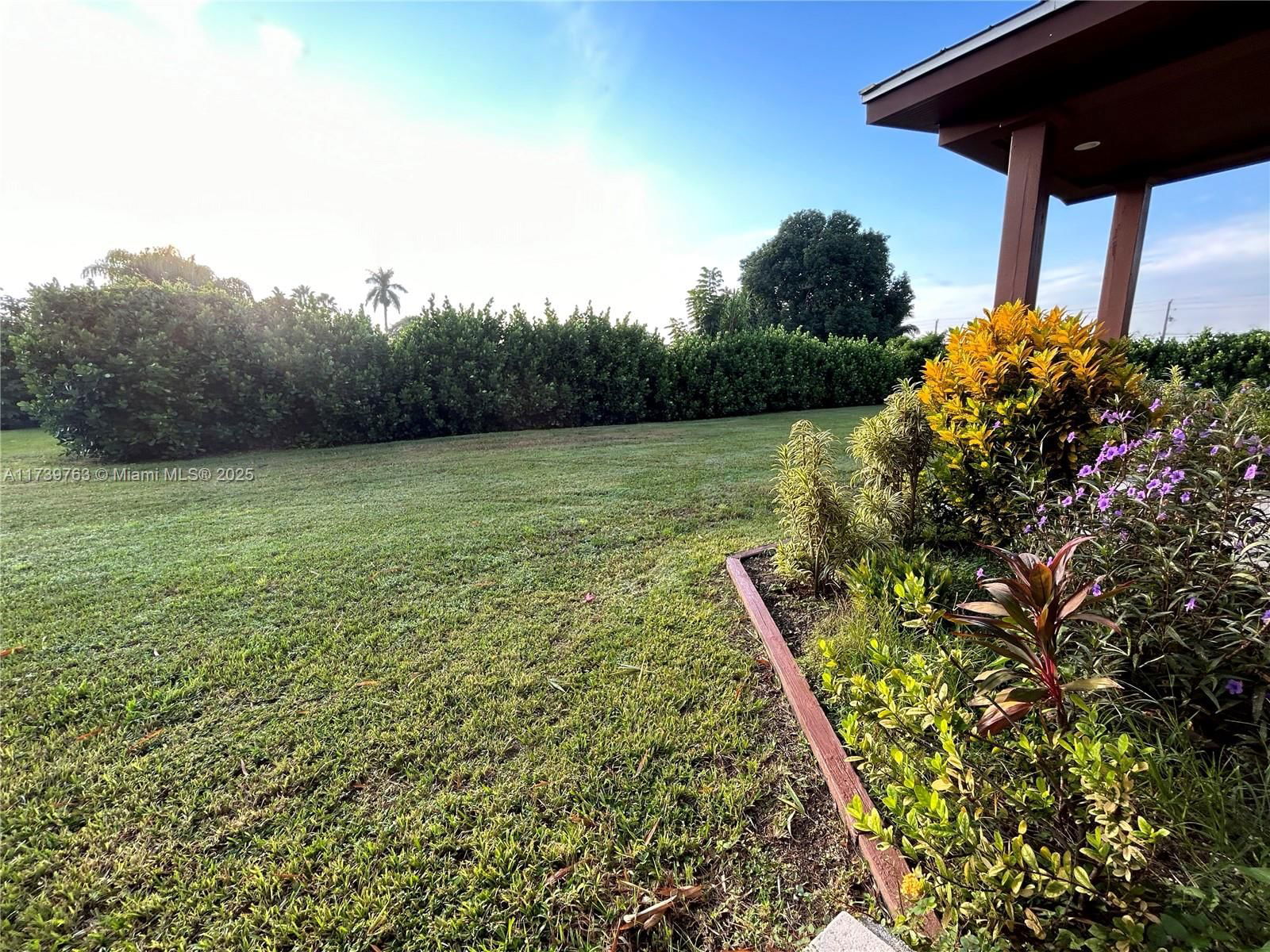 Real estate property located at 18350 214th St, Miami-dade, Redland, Miami, FL