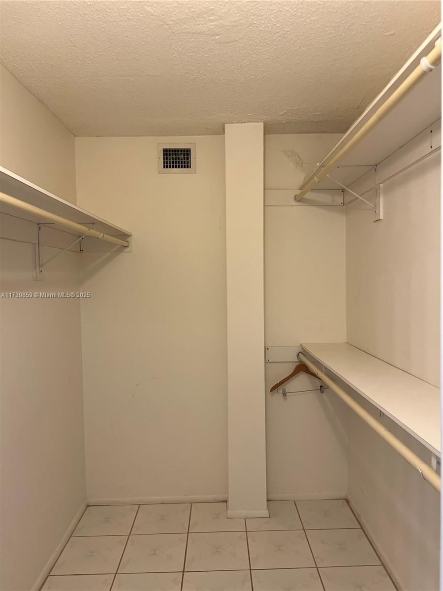 Real estate property located at 3550 169th St #406, Miami-dade, Eden Isles Condo No 6, North Miami Beach, FL