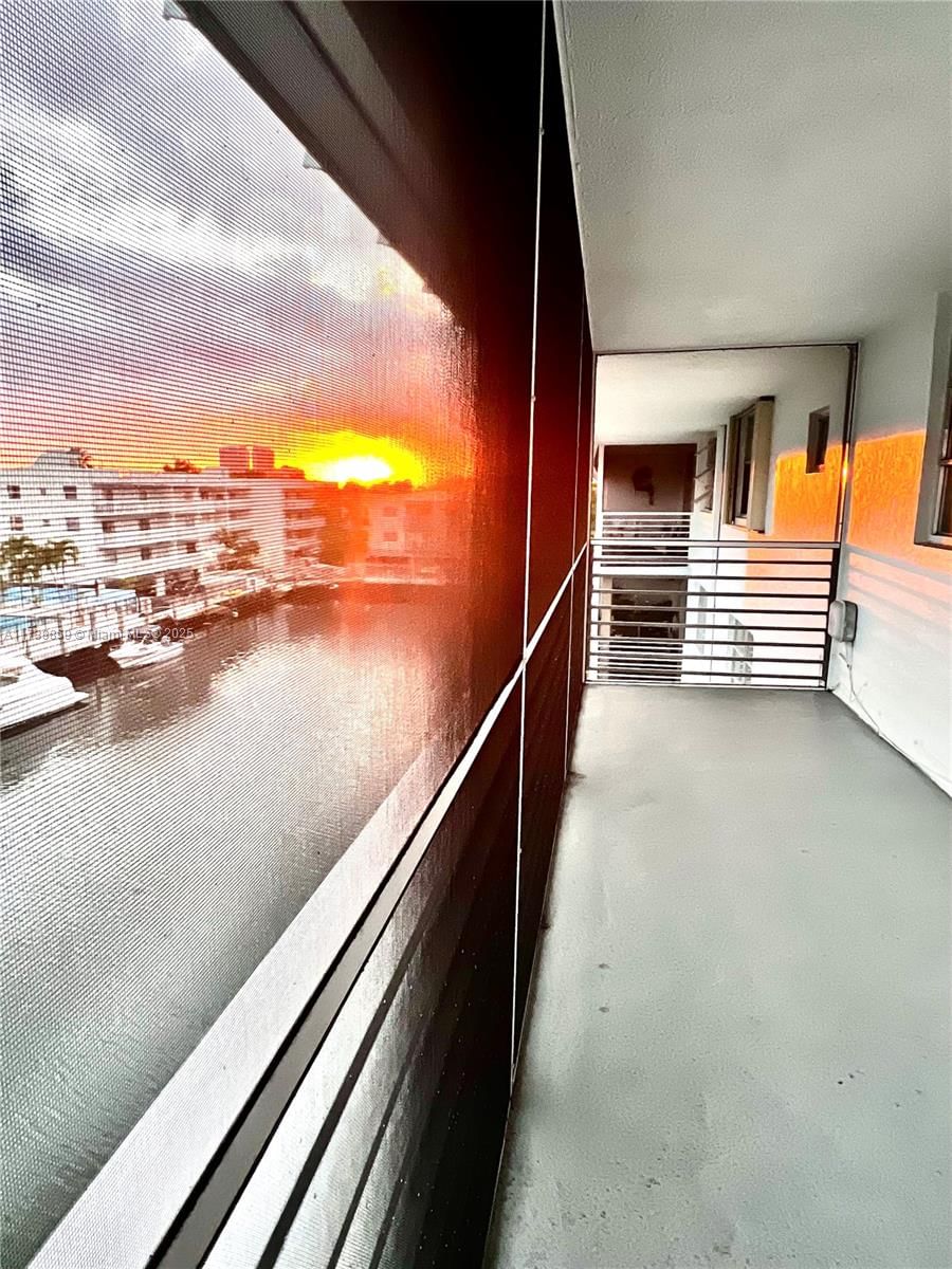 Real estate property located at 3550 169th St #406, Miami-dade, Eden Isles Condo No 6, North Miami Beach, FL