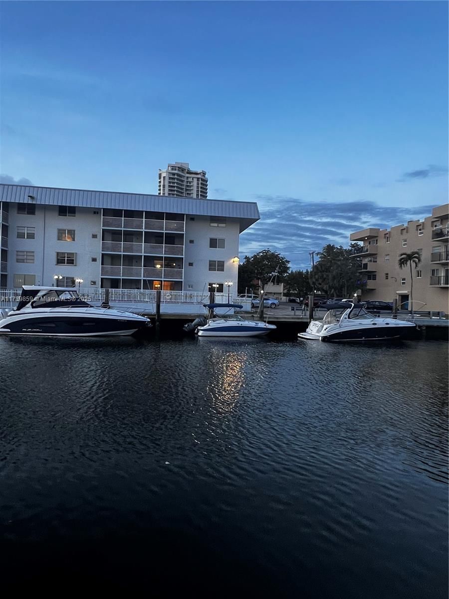 Real estate property located at 3550 169th St #406, Miami-dade, Eden Isles Condo No 6, North Miami Beach, FL