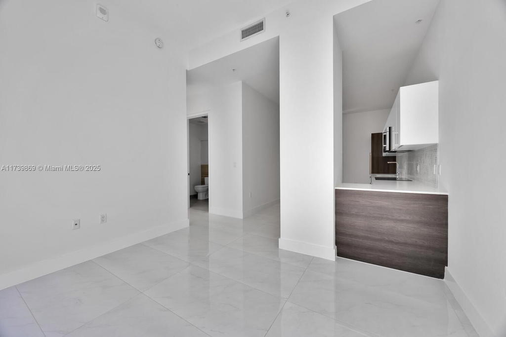 Real estate property located at 301 Altara Ave #201, Miami-dade, Merrick Manor Condo, Coral Gables, FL