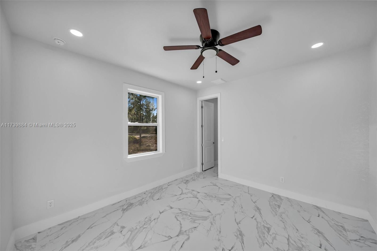 Real estate property located at 1122 Leroy ave, Other, Lehigh Acres, Other City - In The State Of Florida, FL