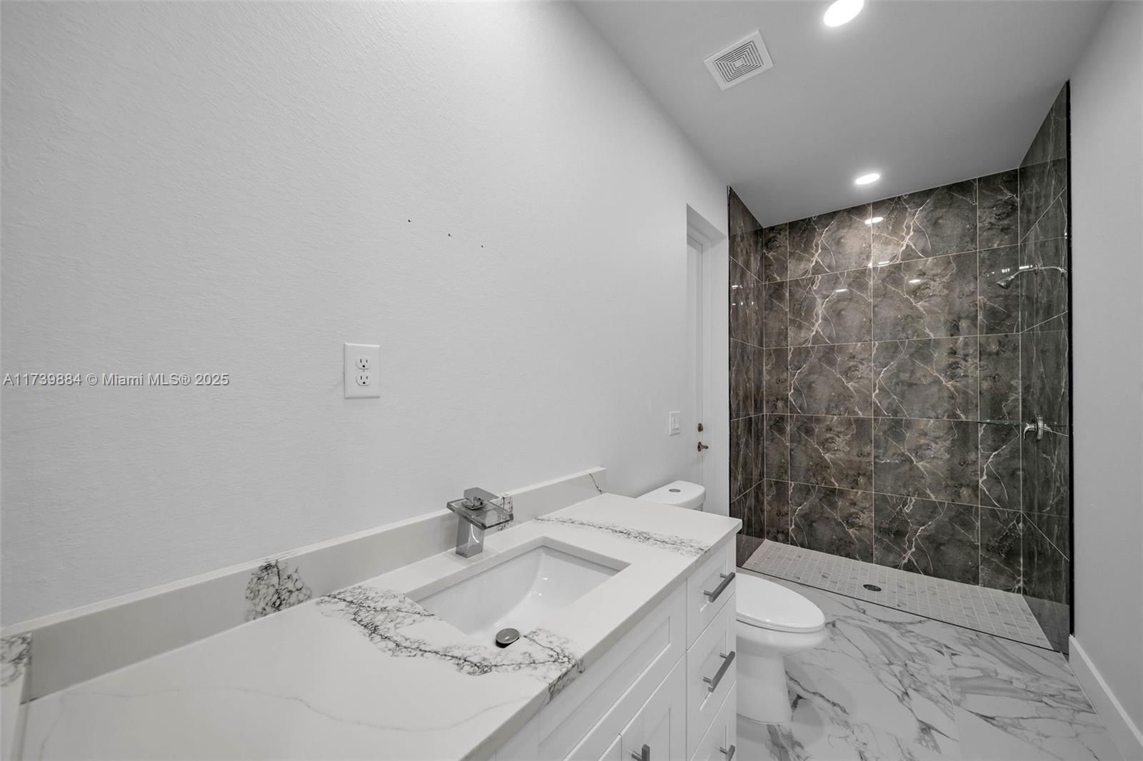 Real estate property located at 1122 Leroy ave, Other, Lehigh Acres, Other City - In The State Of Florida, FL