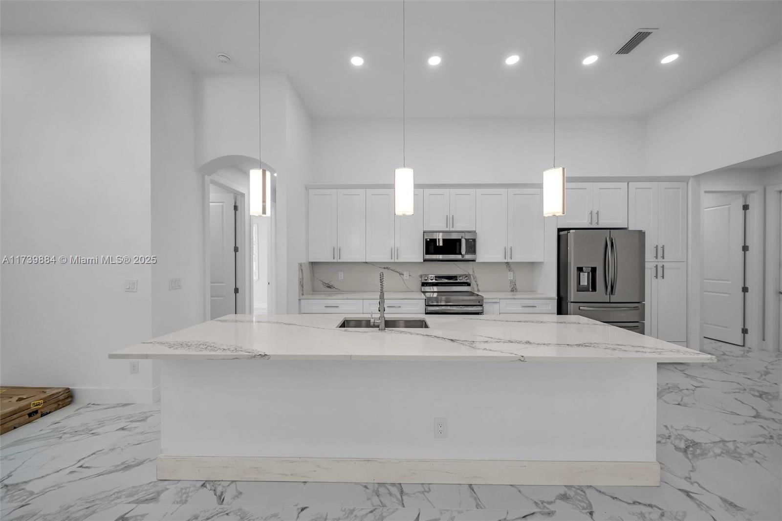 Real estate property located at 1122 Leroy ave, Other, Lehigh Acres, Other City - In The State Of Florida, FL