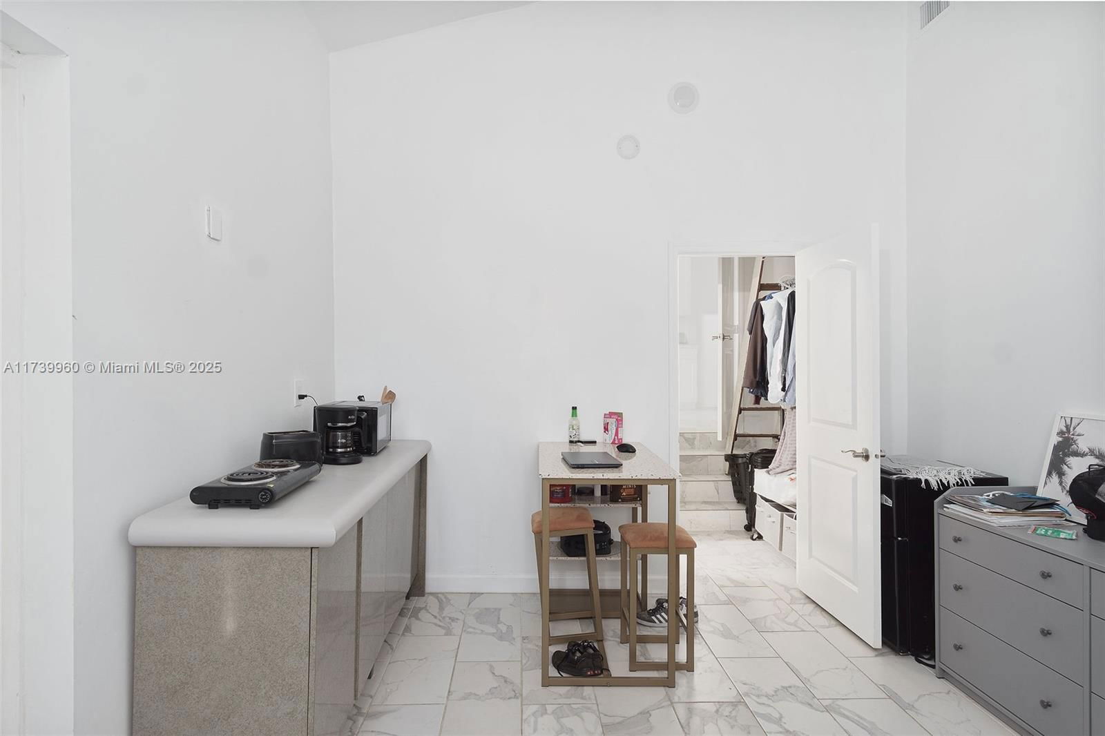 Real estate property located at 425 122nd St, Miami-dade, Alhambra Heights Sec 2, North Miami, FL