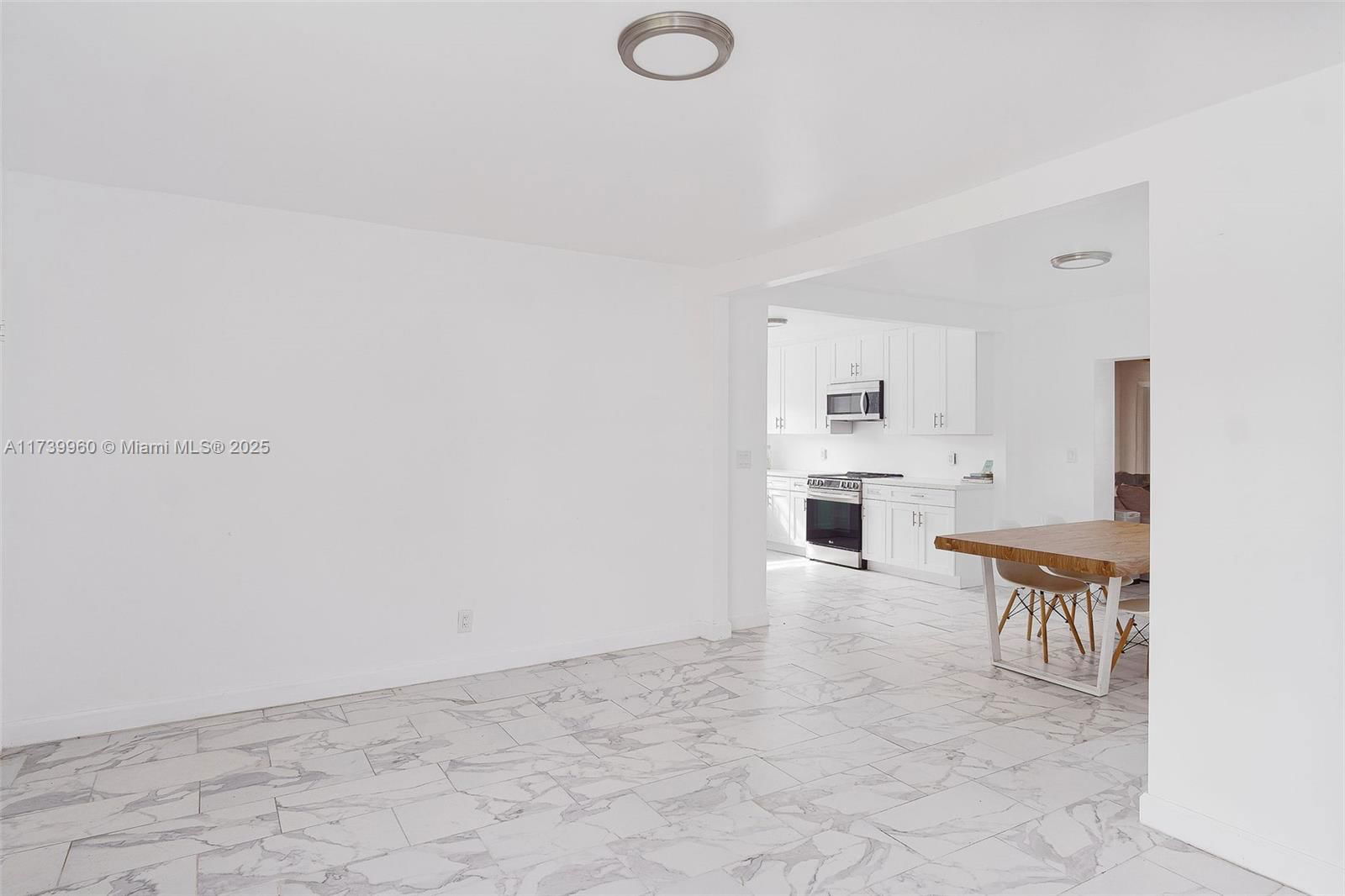 Real estate property located at 425 122nd St, Miami-dade, Alhambra Heights Sec 2, North Miami, FL