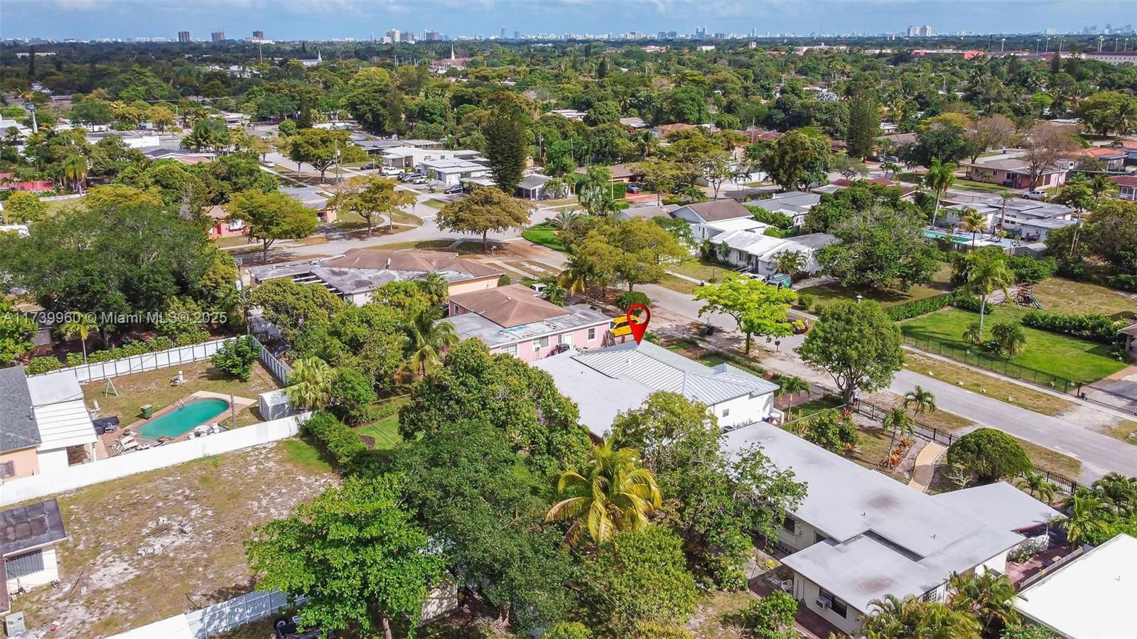 Real estate property located at 425 122nd St, Miami-dade, Alhambra Heights Sec 2, North Miami, FL