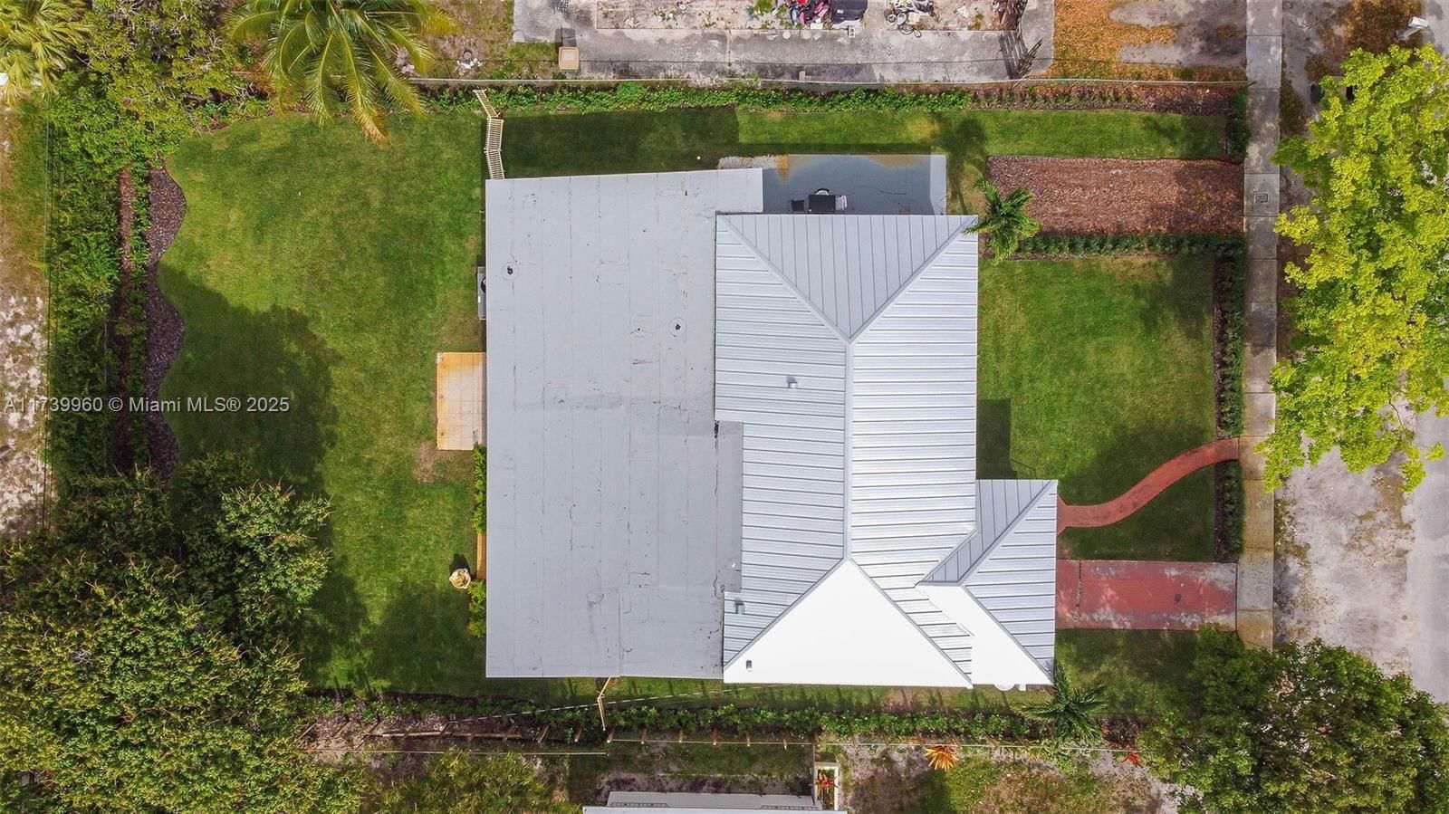 Real estate property located at 425 122nd St, Miami-dade, Alhambra Heights Sec 2, North Miami, FL