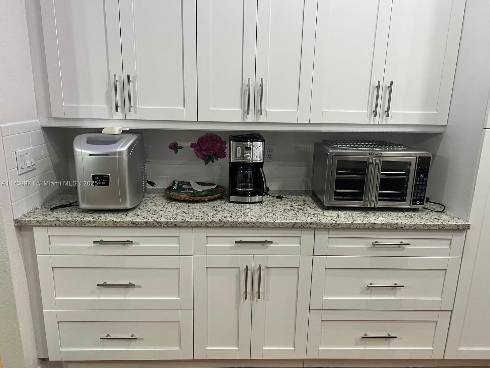Real estate property located at 713 5th Ave, Lehigh Acres,, Lee, Lehigh Acres, Lehigh Acres, FL