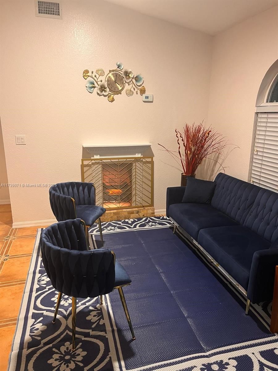 Real estate property located at 713 5th Ave, Lehigh Acres,, Lee, Lehigh Acres, Lehigh Acres, FL