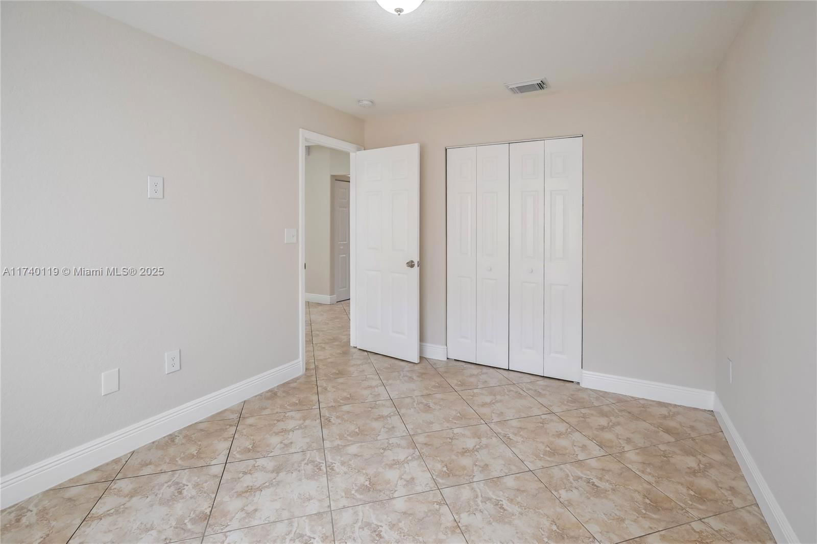 Real estate property located at 12685 99th Pl, Miami-dade, Golden Eagle Estates Sec, Hialeah Gardens, FL