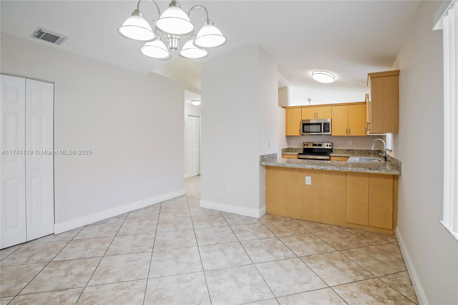 Real estate property located at 12685 99th Pl, Miami-dade, Golden Eagle Estates Sec, Hialeah Gardens, FL