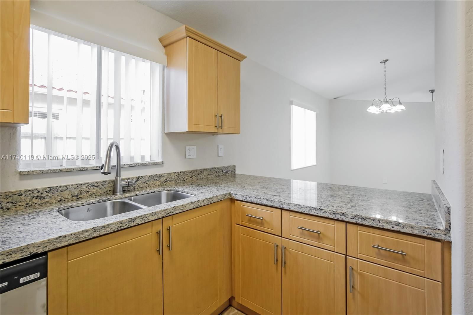 Real estate property located at 12685 99th Pl, Miami-dade, Golden Eagle Estates Sec, Hialeah Gardens, FL