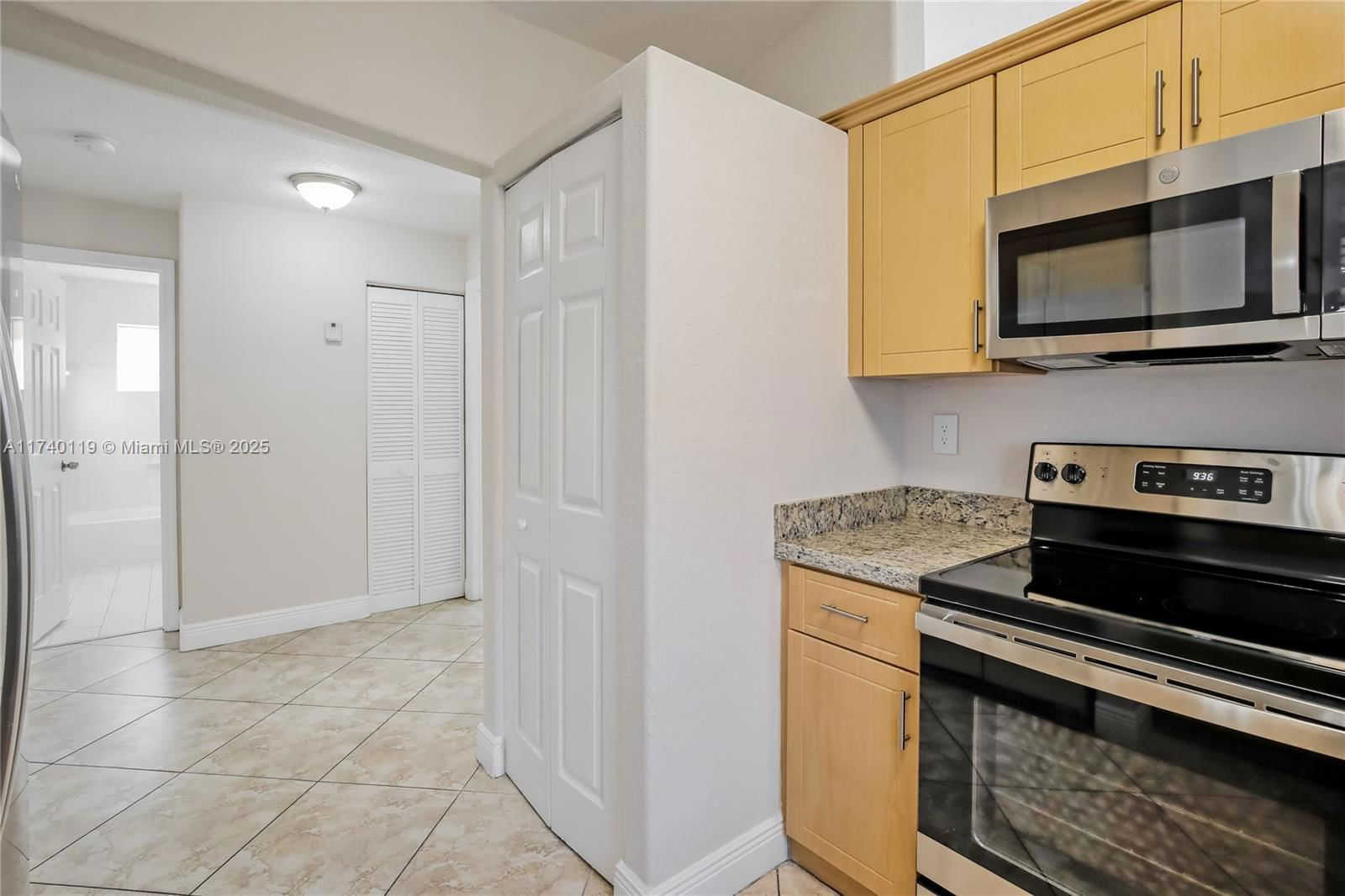 Real estate property located at 12685 99th Pl, Miami-dade, Golden Eagle Estates Sec, Hialeah Gardens, FL