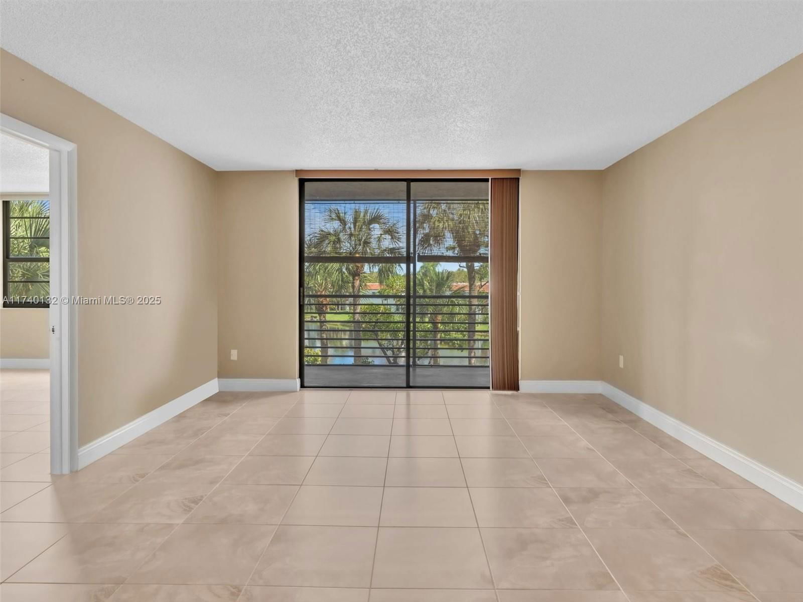 Real estate property located at 901 Colony Point Cir #310, Broward, Colony Point 6 Condo, Pembroke Pines, FL