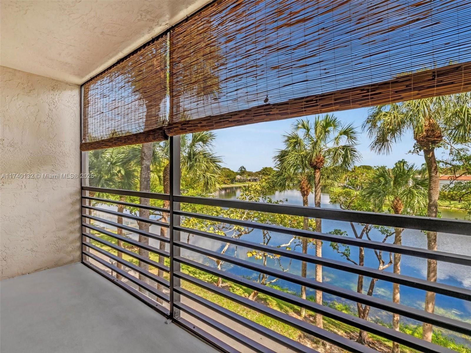 Real estate property located at 901 Colony Point Cir #310, Broward, Colony Point 6 Condo, Pembroke Pines, FL