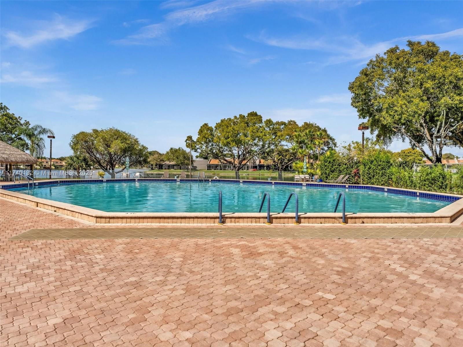 Real estate property located at 901 Colony Point Cir #310, Broward, Colony Point 6 Condo, Pembroke Pines, FL