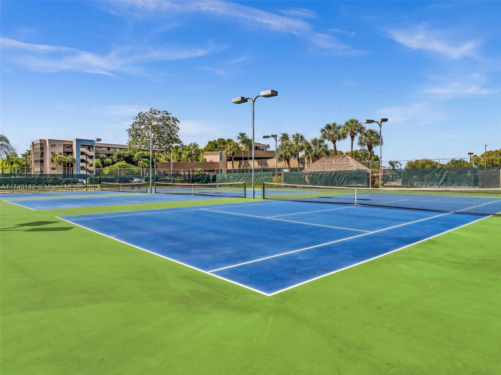 Real estate property located at 901 Colony Point Cir #310, Broward, Colony Point 6 Condo, Pembroke Pines, FL