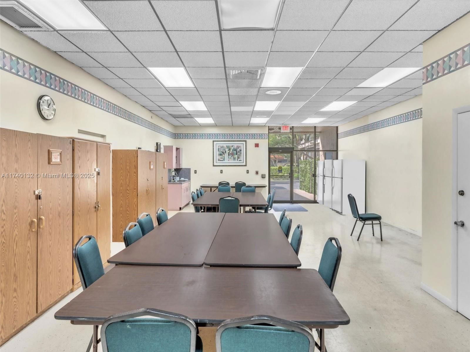 Real estate property located at 901 Colony Point Cir #310, Broward, Colony Point 6 Condo, Pembroke Pines, FL
