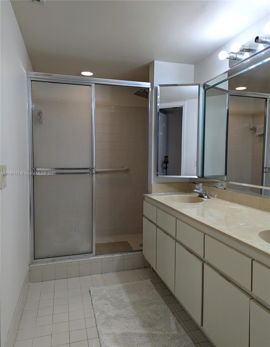Real estate property located at 6030 55th Ln #6030, Broward, Woodland Lake Estates, Tamarac, FL