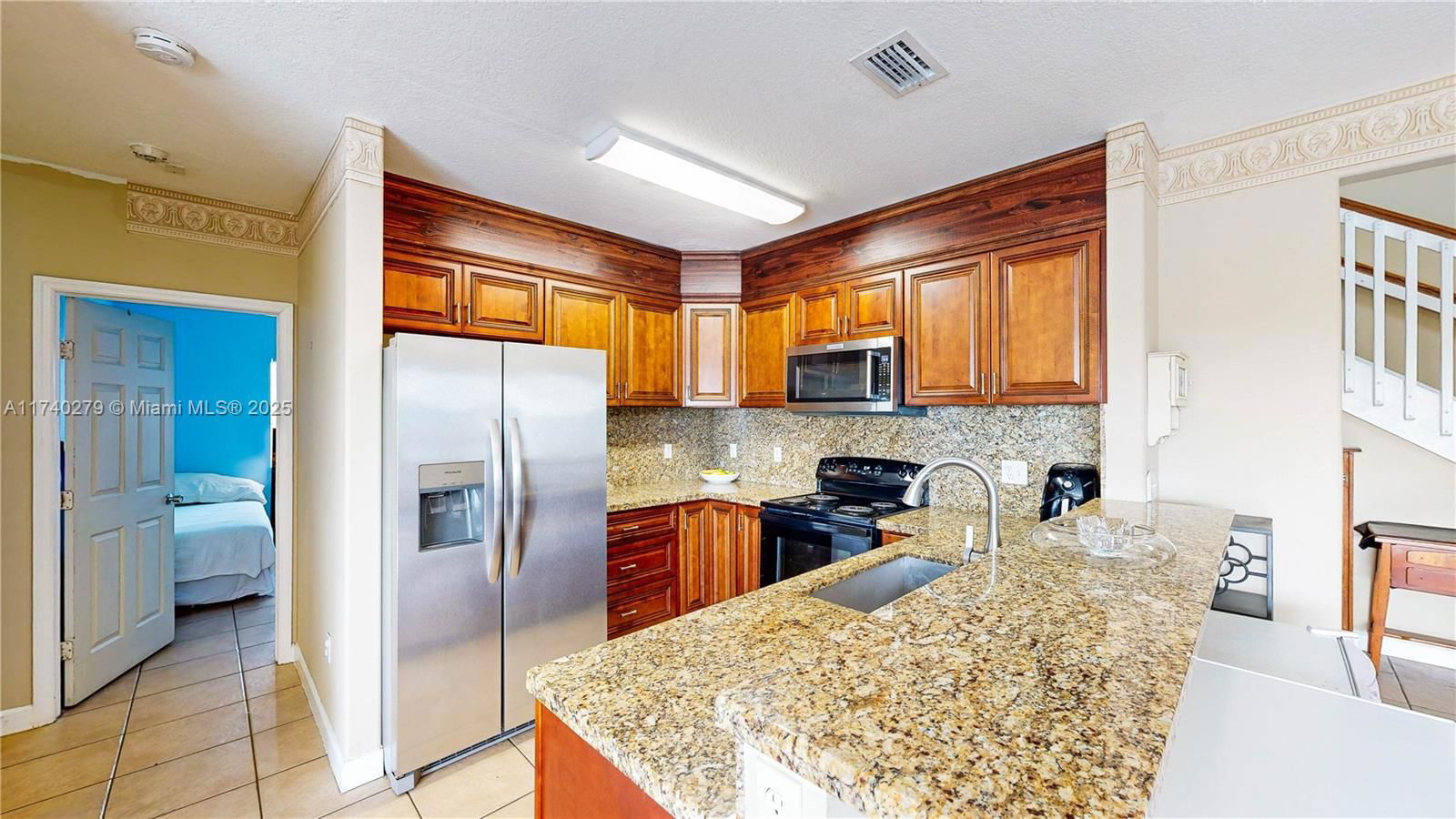 Real estate property located at 14350 161st Pl, Miami-dade, Fantasy Reef, Miami, FL